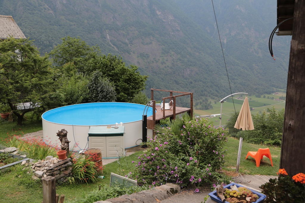 Casa Dosc Bed & Breakfast Verdabbio Bagian luar foto