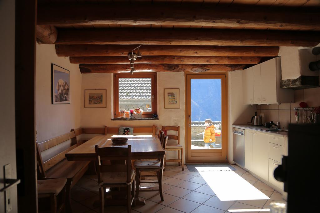 Casa Dosc Bed & Breakfast Verdabbio Bagian luar foto
