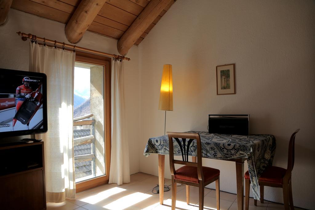 Casa Dosc Bed & Breakfast Verdabbio Bagian luar foto
